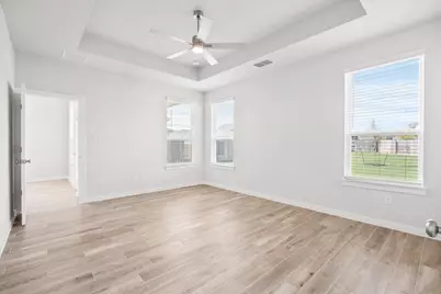 122 Paul Pena Drive, San Marcos, TX 78666 - Photo 9