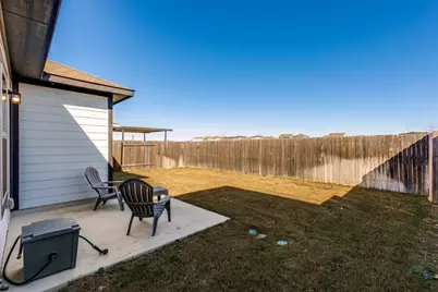 204 Kellys Heroes Way, Jarrell, TX 76537 - Photo 21