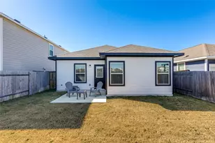 204 Kellys Heroes Wy, Jarrell, TX 76537 - Photo 23