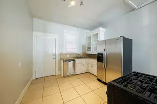 1805 Nueces St, Austin, TX 78701 - Photo 7