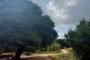 105 Merrick Rd, Georgetown, TX 78628 - Photo 23