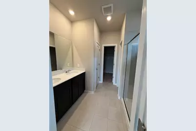 25533 Flora Bella Lane, Elgin, TX 78621 - Photo 11