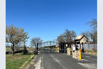 128 Topspin Circle, Spicewood, TX 78669 - Photo 9