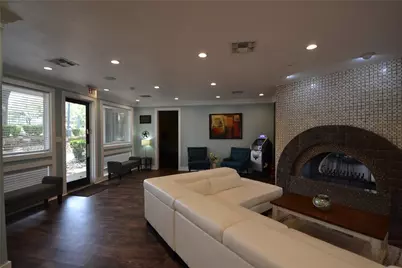 935 La Posada Drive #141, Austin, TX 78752 - Photo 19