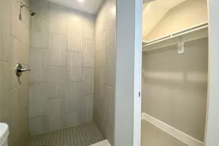 935 La Posada Dr, Austin, TX 78752 - Photo 9