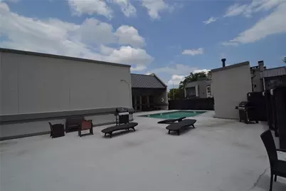 935 La Posada Drive #141, Austin, TX 78752 - Photo 15