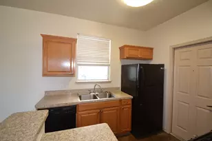 6912 Meador Ave, Austin, TX 78752 - Photo 5