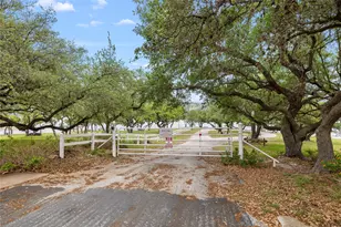 1131 Edgewater Dr, Spicewood, TX 78669 - Photo 27