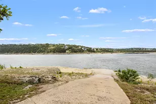 1131 Edgewater Dr, Spicewood, TX 78669 - Photo 21