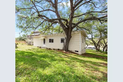 1131 Edgewater Drive, Spicewood, TX 78669 - Photo 1