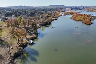 735 Birch Ln, Cottonwood Shores, TX 78657 - Photo 9