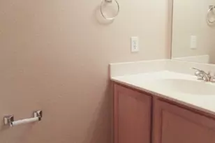 11901 Swearingen Dr, Austin, TX 78758 - Photo 17