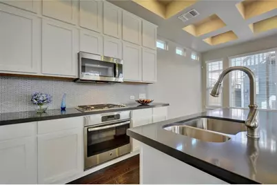 900 Banyon Street #A, Austin, TX 78757 - Photo 5