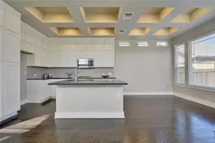 900 Banyon St, Austin, TX 78757 - Photo 11
