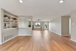 406 E 2nd St, Georgetown, TX 78626 - Photo 11