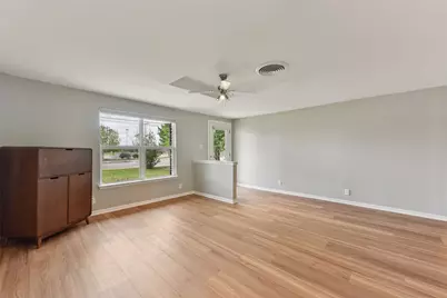 406 E 2nd Street, Georgetown, TX 78626 - Photo 7