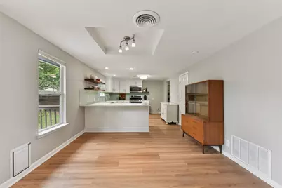 406 E 2nd Street, Georgetown, TX 78626 - Photo 9