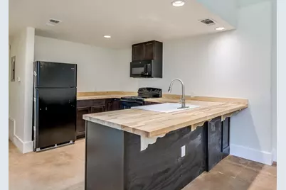 110 S Main Street #103, Elgin, TX 78621 - Photo 3