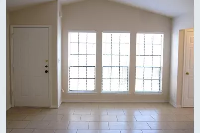 8811 Clearbrook Trail, Austin, TX 78729 - Photo 11