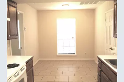 8811 Clearbrook Trail, Austin, TX 78729 - Photo 7