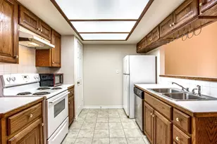 8811 Clearbrook Trail, Austin, TX 78729 - Photo 23
