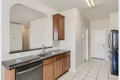 301 Comal Run, Hutto, TX 78634 - Photo 7