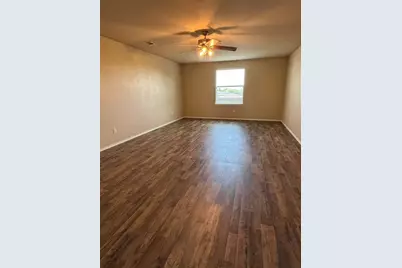 301 Comal Run, Hutto, TX 78634 - Photo 15