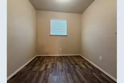 301 Comal Run, Hutto, TX 78634 - Photo 21