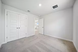 145 Hornet St, Elgin, TX 78621 - Photo 7