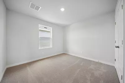 145 Hornet Street, Elgin, TX 78621 - Photo 5