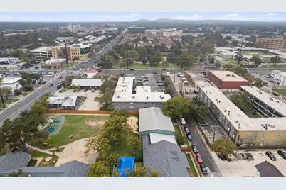 3815 Guadalupe Street #204, Austin, TX 78751 - Photo 19