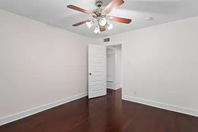 3815 Guadalupe Street #204, Austin, TX 78751 - Photo 11
