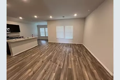 519 Wyatt Way, Jarrell, TX 76537 - Photo 3