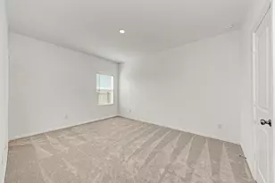 526 Thunderstorm Ave, Lockhart, TX 78644 - Photo 11