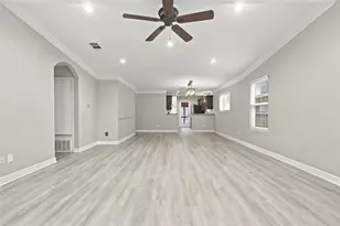 12813 Carrera Dr, Austin, TX 78727 - Photo 19