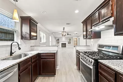 12813 Carrera Drive, Austin, TX 78727 - Photo 11