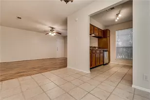 8801 Piney Point Dr, Austin, TX 78729 - Photo 15