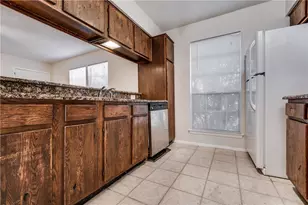 8801 Piney Point Dr, Austin, TX 78729 - Photo 17