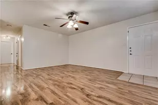 8801 Piney Point Dr, Austin, TX 78729 - Photo 9