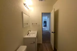 2002 W 2nd St, Taylor, TX 76574 - Photo 17