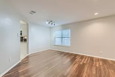 304 Edgewood Cove, Leander, TX 78641 - Photo 7