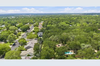 9505 Woodshire Drive, Austin, TX 78748 - Photo 5