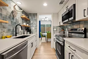 1206 Hollow Creek Dr, Austin, TX 78704 - Photo 5