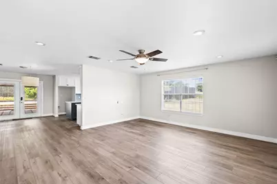 110 Lemens Avenue, Hutto, TX 78634 - Photo 13