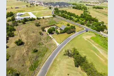 110 Lemens Avenue, Hutto, TX 78634 - Photo 1