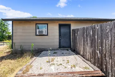 110 Lemens Avenue, Hutto, TX 78634 - Photo 11