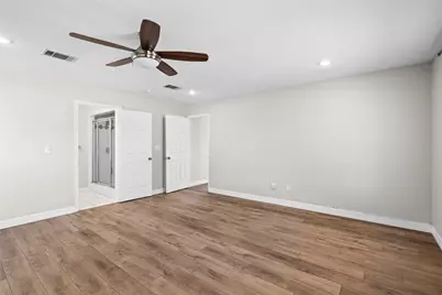 110 Lemens Avenue, Hutto, TX 78634 - Photo 17