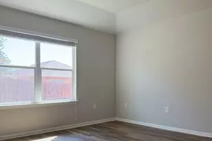10305 Hatton Ln, Austin, TX 78754 - Photo 5