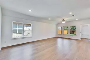 13509 Barn Chime St, Elgin, TX 78621 - Photo 19