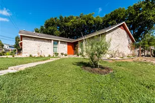 1900 Valley Hill Cir, Austin, TX 78741 - Photo 1
